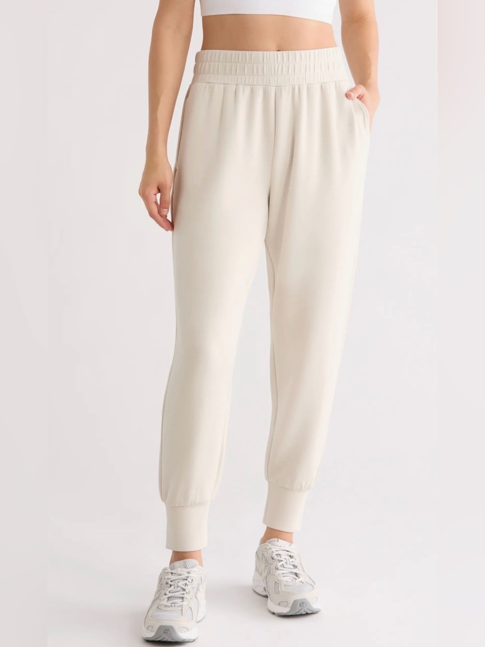 Zella Ivory Gray Moonbeam Whisper Knit Slim Joggers